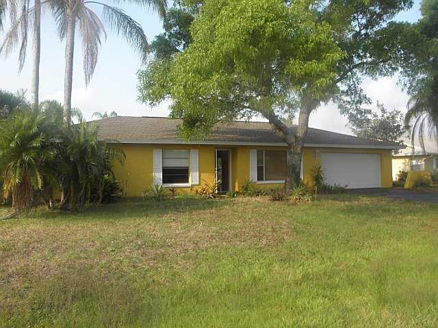  142 Willoughby Dr, Naples, FL photo