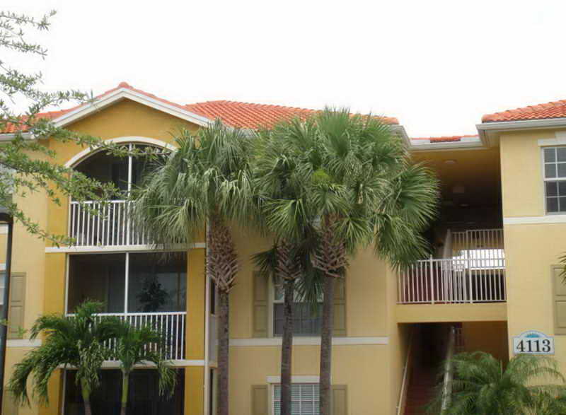  4113 Residence Dr Apt 209, Fort Myers, FL photo