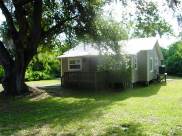  1130 River Rd, North Fort Myers, FL photo