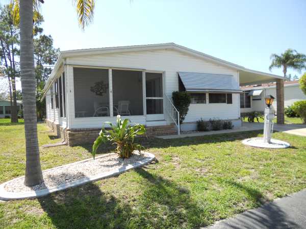  19690 Charlston Circle, North Fort Myers, FL photo