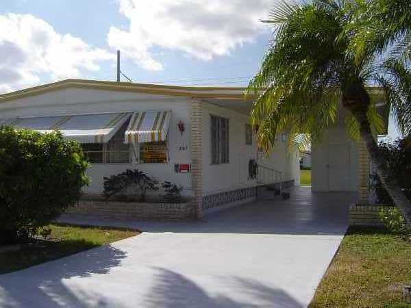  3187 Saturn Circle, North Fort Myers, FL photo