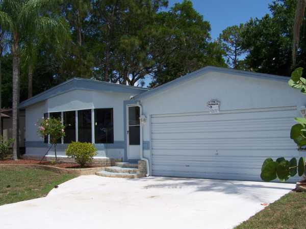  779 Via Del Sol, North Fort Myers, FL photo