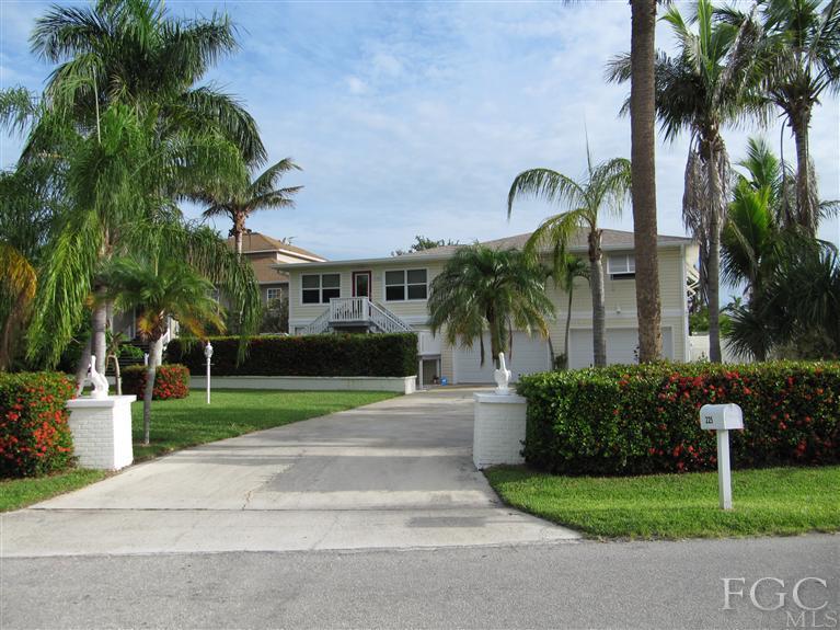  225 Sterling Ave, Fort Myers Beach, FL photo