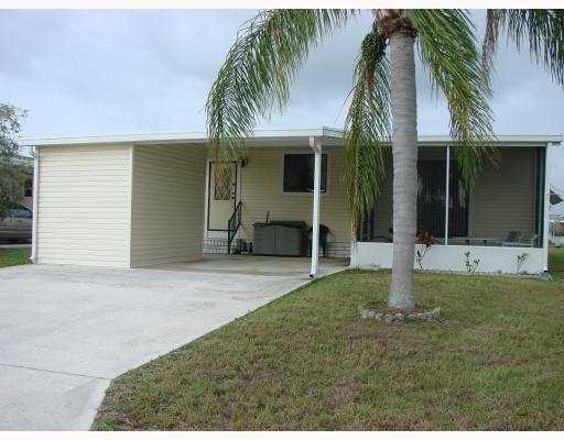  526 HEMINGWAY TERR, Fort Pierce, FL photo