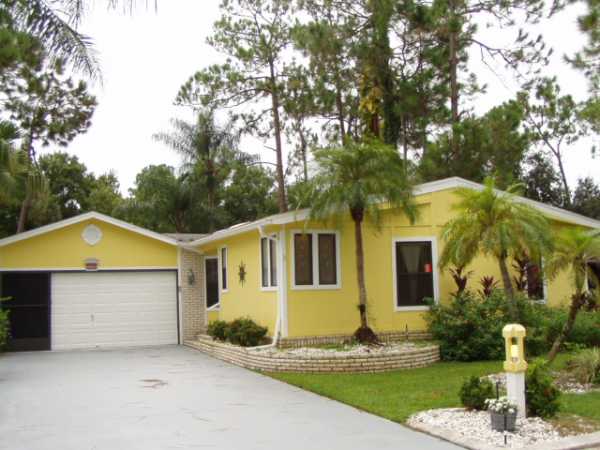  5497 San Luis Dr, North Fort Myers, FL photo