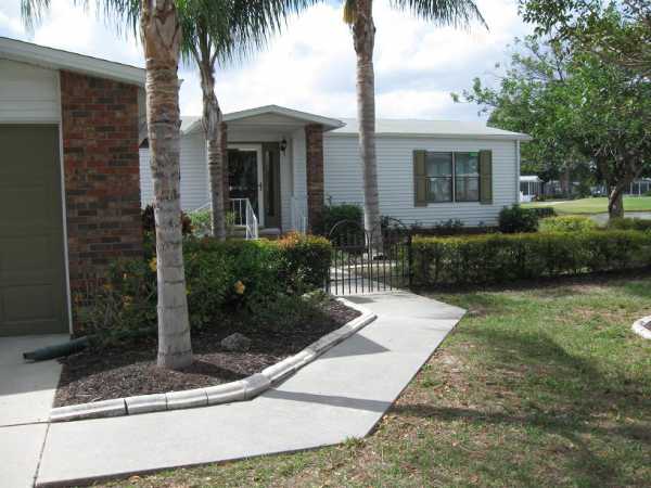  19801 Diamond Hill Ct 16-F, North Fort Myers, FL photo