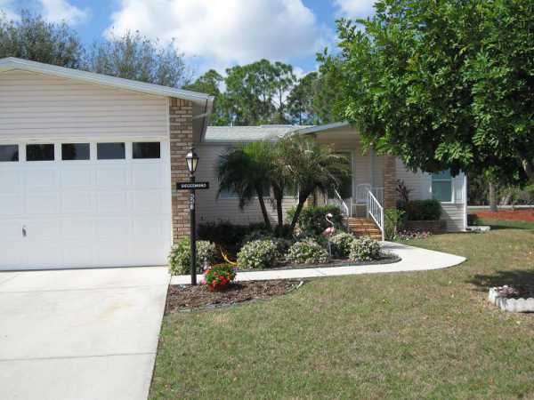  10900 Hidden Hills Ct 33-B, North Fort Myers, FL photo