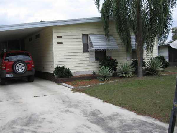  19272 Meadowbrook 42-E, North Fort Myers, FL photo