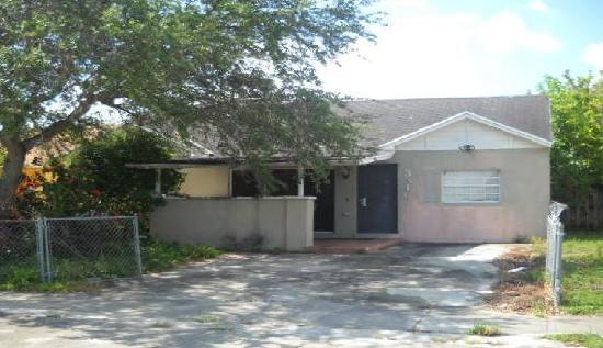  3346 NW 204th Terrace, Miami Gardens, FL photo