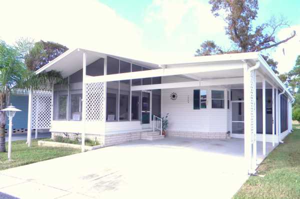  1968 Juanita Way, Tarpon Springs, FL photo