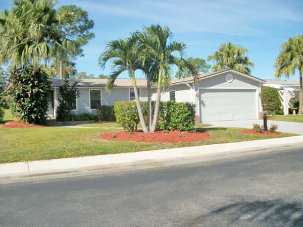  1263 Buena Vista Dr, North Fort Myers, FL photo