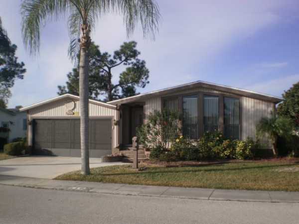  116 Las Palmas Boulevard, North Fort Myers, FL photo