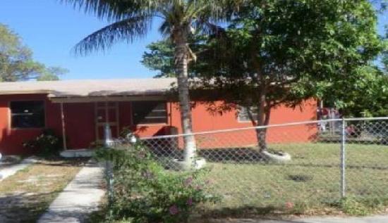  2000 NW 2nd Court, Boynton Beach, FL photo