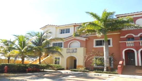  421 Bayfront Drive, Boynton Beach, FL photo