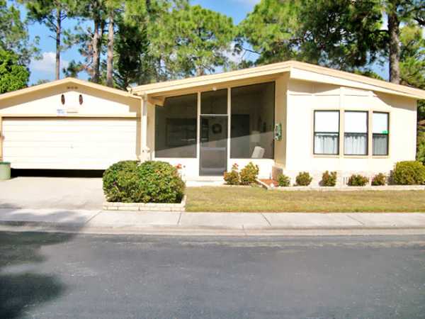  525 Catalina Drive, North Fort Myers, FL photo