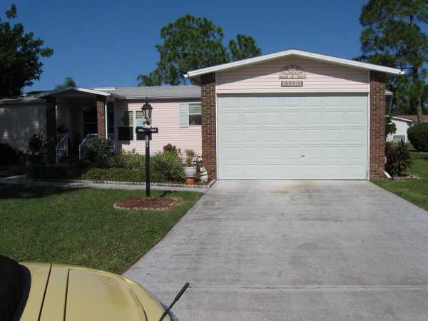  10830 Moss Creek 39-G, North Fort Myers, FL photo