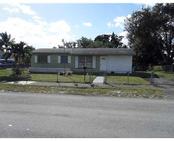  3462 NW 182 ST, Miami Gardens, FL photo