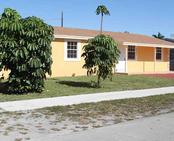  3251 NW 212 ST, Miami Gardens, FL photo