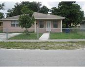  2334 NW 152 TE, Miami Gardens, FL photo