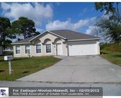  2122 SE SE HOLLAND STREET, Port St. Lucie, FL photo