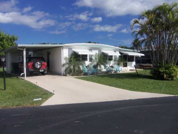  8632 Duchess Court East, Boynton Beach, FL photo