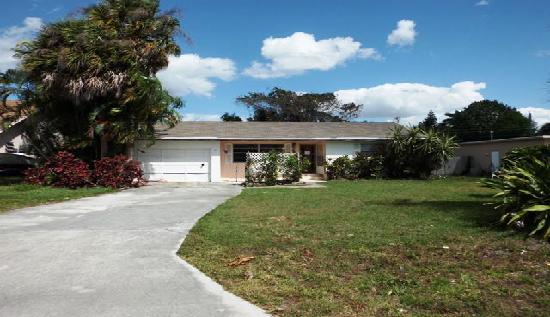  4573 Dolphin Drive, Lake Worth, FL photo