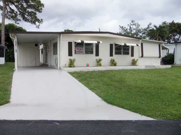  8898 Princess Donna Court E, Boynton Beach, FL photo