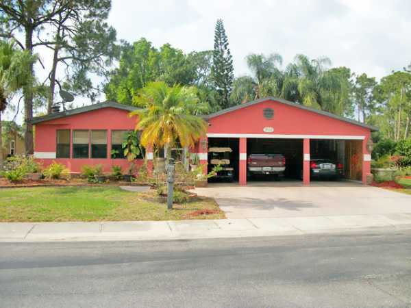  702 VIA DEL SOL, North Fort Myers, FL photo