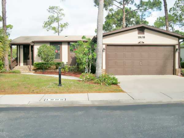  1808 Las Lomas Cour, North Fort Myers, FL photo