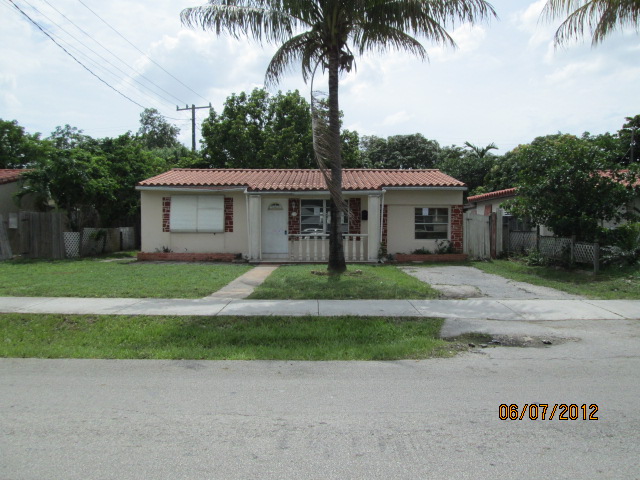  518 24th Ave, Hollywood, FL photo