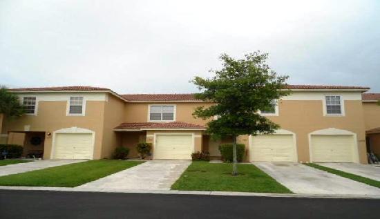  6886 Millbrook Place Unit #20, Lake Worth, FL photo