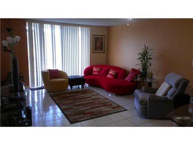  1830 DIXIANA ST # 201, Hollywood, FL photo