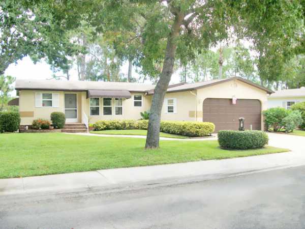  613 Sierra Madre, North Fort Myers, FL photo