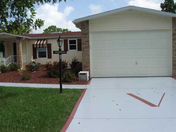  10811 Moss Creek Ct 40-L, North Fort Myers, FL photo