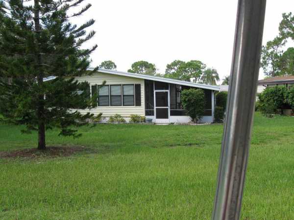  19413 Cedar Crest Ct 11-D, North Fort Myers, FL photo