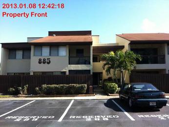  885 N Village Dr #102, St Petersburg, FL photo