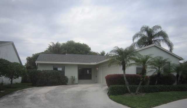  7320 Willow Springs Cir W, Boynton Beach, Florida  photo