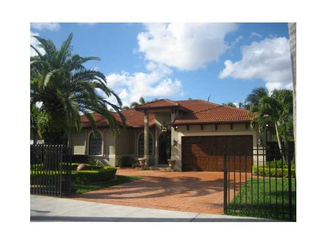  13305 SW 37 TE, Miami, Florida photo