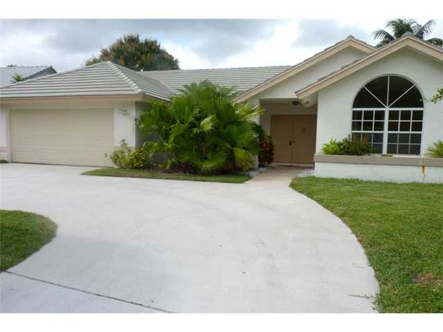  2 Aspen Ct, Boynton Beach, Florida  photo