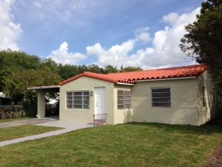  2543 THOMAS ST, Hollywood, Florida photo