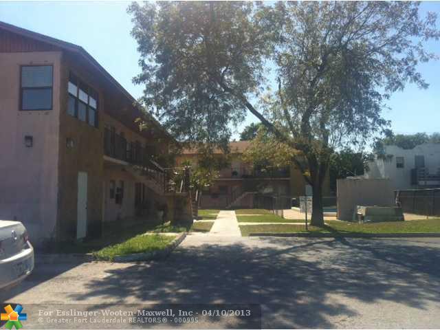  2240 VAN BUREN ST # B2, Hollywood, Florida photo