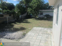  914 N 25th Ave, Hollywood, Florida  5051866