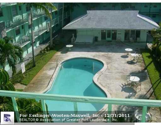  2145 PIERCE ST # 111, Hollywood, Florida photo