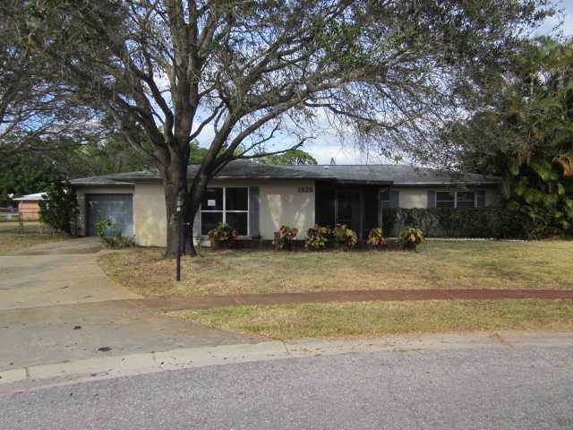  1926 Howe Ct, North Fort Myers, Florida  photo