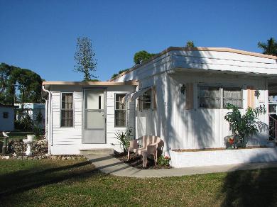  12564 Coconut Drive Lot 62, Fort Myers, FL photo