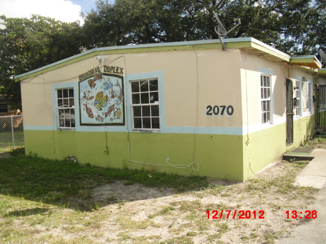  2070 Washington Ave, Opa Locka, FL photo