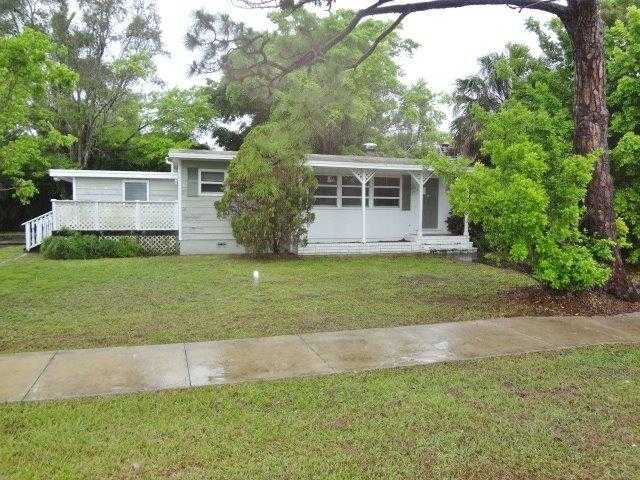  1545 Grove Ave, Fort Myers, Florida  photo