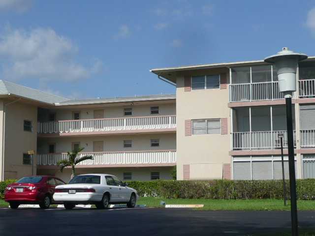  1200 Hillcrest Ct Apt 301, Hollywood, Florida  photo