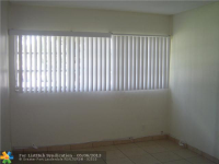  16701 Ne 14th Ave Apt 112, Miami, Florida  5190852