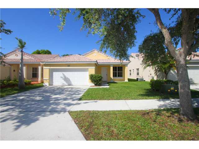  866 BRIAR RIDGE RD, Weston, Florida photo